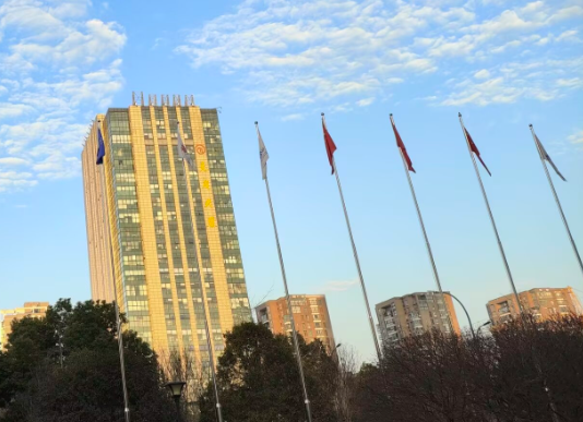 2026政法装备展直击：百余家企业同台竞技，AI大模型与硬核装备共筑“数智政法”新图景